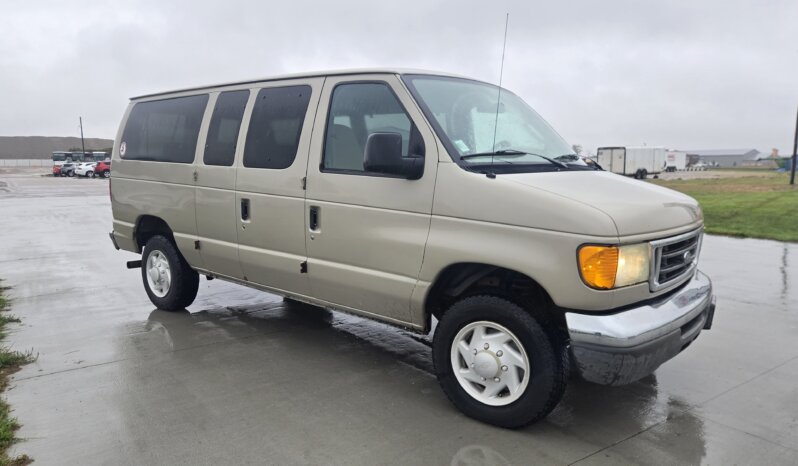 2007 Ford E350 XLT Superduty 11 Pass Van full