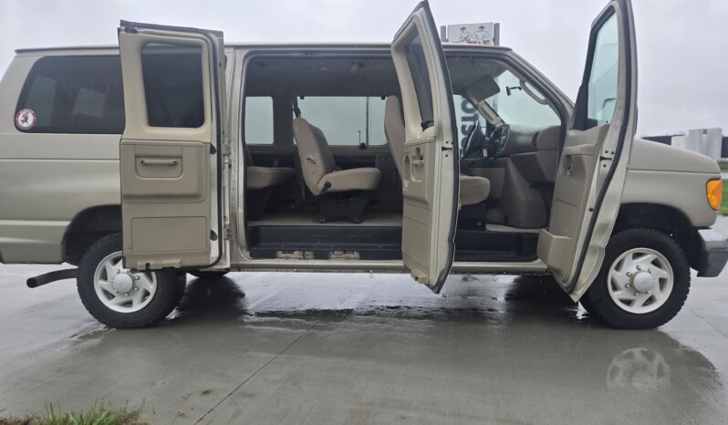 2007 Ford E350 XLT Superduty 11 Pass Van full