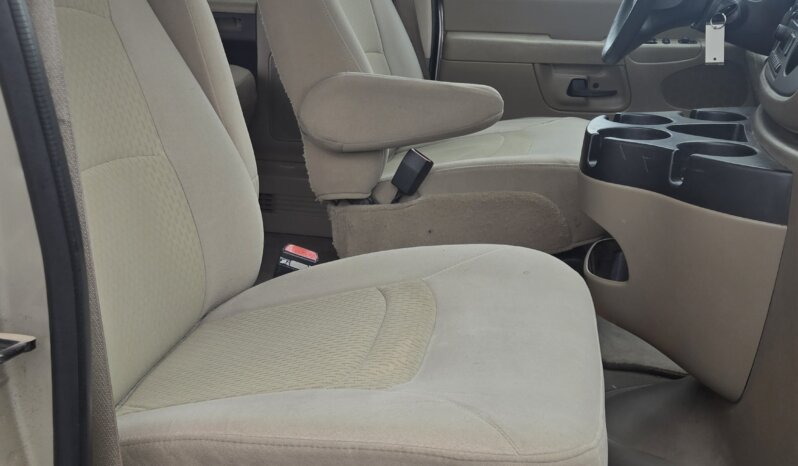 2007 Ford E350 XLT Superduty 11 Pass Van full