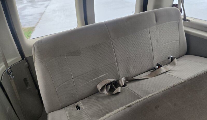 2007 Ford E350 XLT Superduty 11 Pass Van full