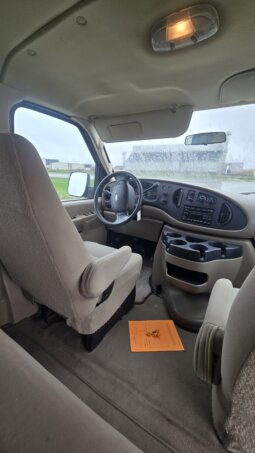 2007 Ford E350 XLT Superduty 11 Pass Van full