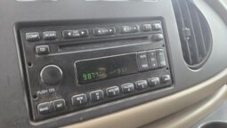 2007 Ford E350 XLT Superduty 11 Pass Van full