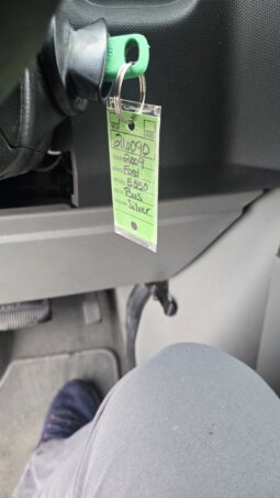 2009 Ford E350 XLT Superduty 11/pass Van full