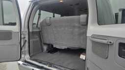 2009 Ford E350 XLT Superduty 11/pass Van full