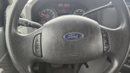 2009 Ford E350 XLT Superduty 11/pass Van full