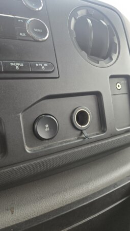 2009 Ford E350 XLT Superduty 11/pass Van full