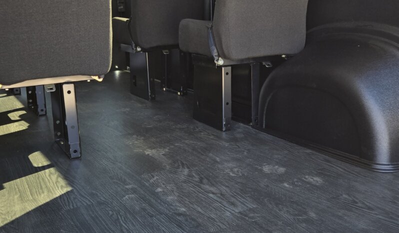 2025 RAM PROMASTER 2500 9+1/passenger NEW! full