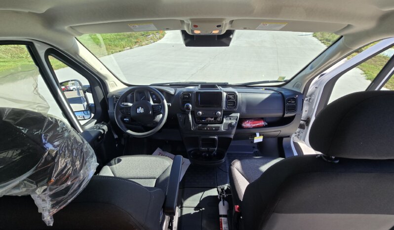 2025 RAM PROMASTER 2500 9+1/passenger NEW! full