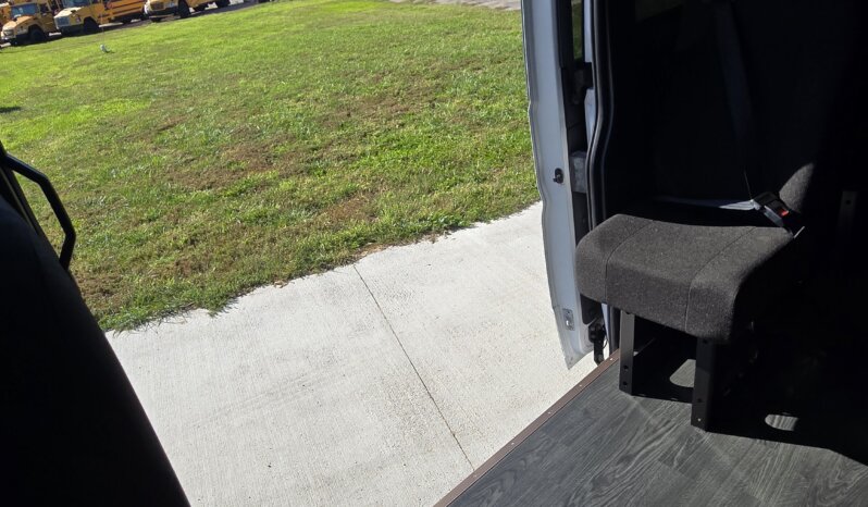 2025 RAM PROMASTER 2500 9+1/passenger NEW! full