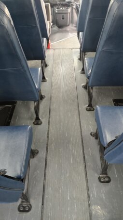 2022 Chevrolet Thomas Minotour Non CDL 14pass- Low Miles 76K full