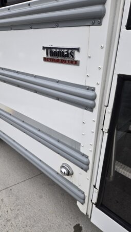 2022 Chevrolet Thomas Minotour (NON CDL) 14pass & Only 75Kmiles full