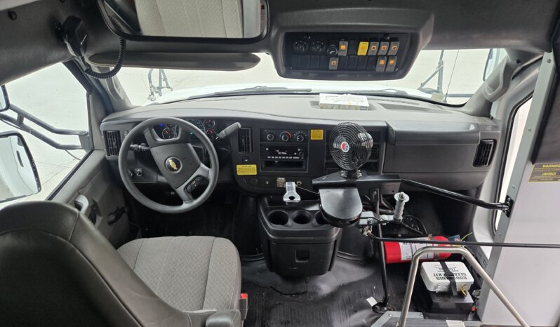 2022 Chevrolet Thomas Minotour (NON CDL) 14pass & Only 75Kmiles full