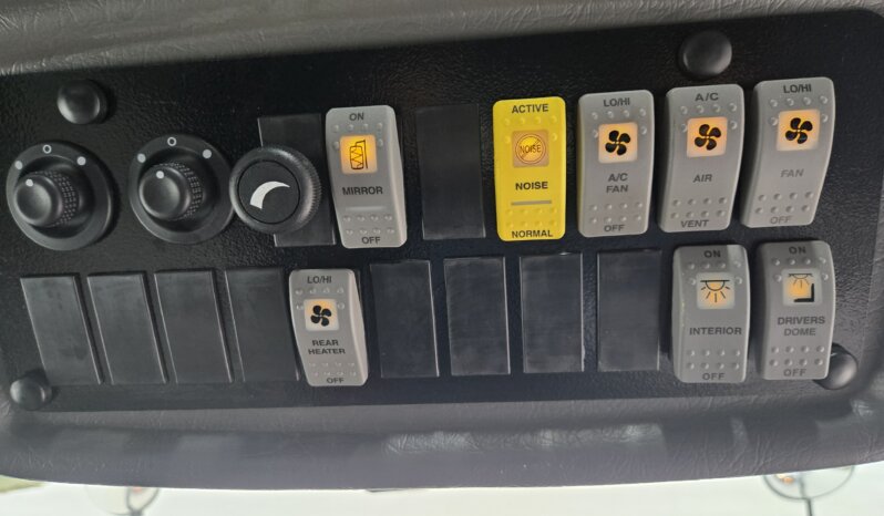 2022 Chevrolet Thomas Minotour (NON CDL) 14pass & Only 75Kmiles full