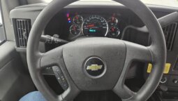 2022 Chevrolet Thomas Minotour (NON CDL) 14pass & Only 75Kmiles full