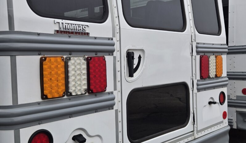 2022 Chevrolet Thomas Minotour (NON CDL) 14pass & Only 75Kmiles full