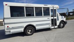 2022 Chevrolet Thomas Minotour (NON CDL) 14pass & Only 75Kmiles full